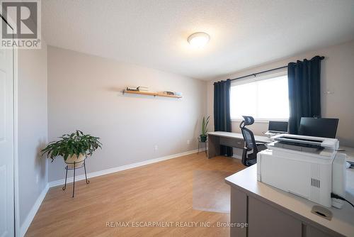43 Flamingo Drive, Hamilton, ON - Indoor Photo Showing Other Room