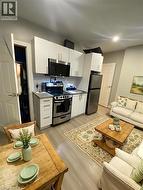 72 VICTORIA Avenue S Unit# 203 Hamilton, ON L8N 2S7