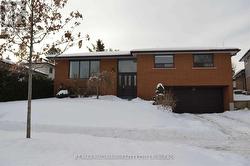 MAIN - 25 GLENRIDGE ROAD Barrie, ON L4N 2X9