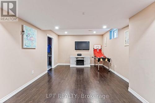 82 Nathan Crescent, Barrie, ON - Indoor