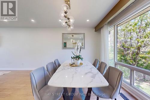 6119 Wabukayne Court, Mississauga, ON - Indoor Photo Showing Dining Room