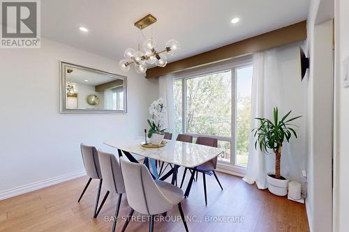 6119 Wabukayne Court, Mississauga, ON - Indoor Photo Showing Dining Room