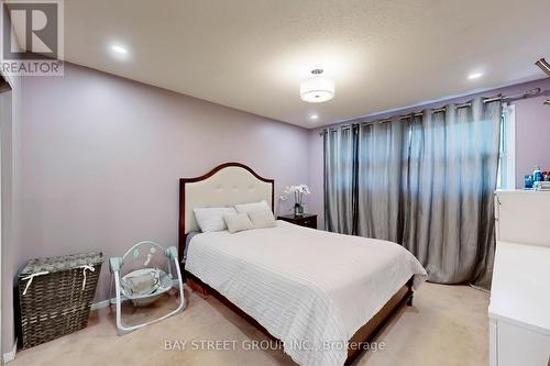 6119 Wabukayne Court, Mississauga, ON - Indoor Photo Showing Bedroom