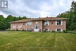 14 SOUTH POINT DRIVE Rideau Lakes, ON K7A 4S5