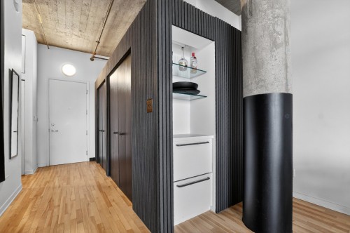 Hall d'entrée/Vestibule - 605-20 Rue Des Soeurs-Grises, Montréal (Ville-Marie), QC - Indoor Photo Showing Other Room