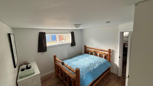 1105 10Th Street, Cranbrook, BC - Indoor Photo Showing Bedroom