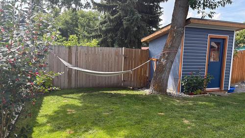 1105 10Th Street, Cranbrook, BC - Outdoor