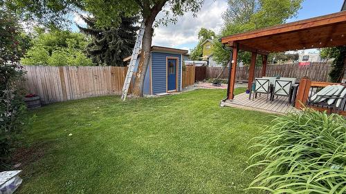 1105 10Th Street, Cranbrook, BC - Outdoor