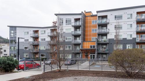 101-722 Valley Road, Kelowna, BC - Outdoor With Facade