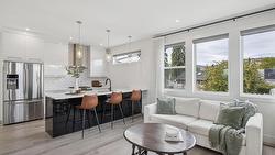 966 Fuller Avenue  Kelowna, BC V1Y 6X4