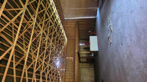 1117 15Th Avenue, Creston, BC - Indoor Photo Showing Other Room
