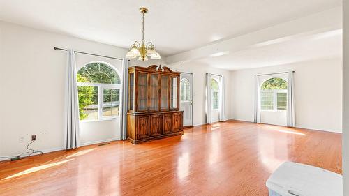 1117 15Th Avenue, Creston, BC - Indoor Photo Showing Other Room