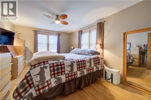 1864 Coronation Boulevard, Cambridge, ON - Indoor Photo Showing Bedroom