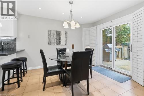 2208 Brays Lane, Oakville, ON - Indoor Photo Showing Dining Room