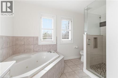2208 Brays Lane, Oakville, ON - Indoor Photo Showing Bathroom
