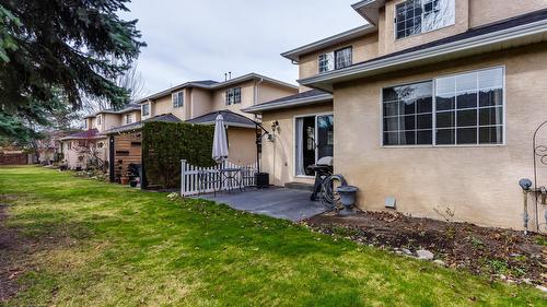5-527 Yates Road, Kelowna, BC - Outdoor
