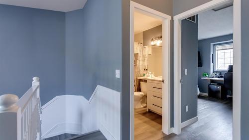 5-527 Yates Road, Kelowna, BC - Indoor Photo Showing Other Room