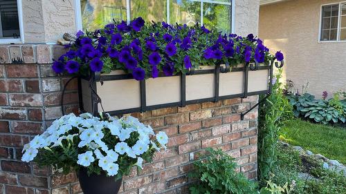 5-527 Yates Road, Kelowna, BC - Outdoor