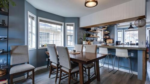 5-527 Yates Road, Kelowna, BC - Indoor Photo Showing Dining Room