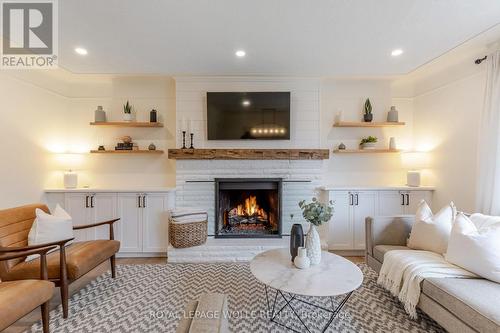 226 Forsyth Drive, Waterloo, ON - Indoor Photo Showing Living Room With Fireplace