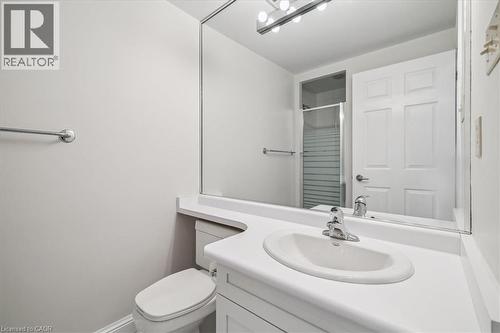 430 Pearl Street Unit# 412, Burlington, ON - Indoor Photo Showing Bathroom