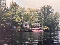 71 FIRE 15 ROUTE  North Kawartha, ON K0L 3E0