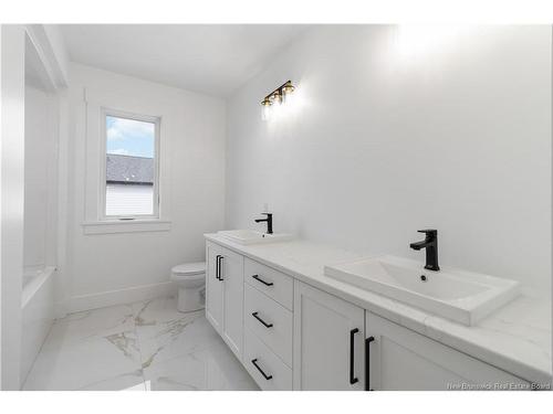 54 Cudmore St, Riverview, NB 