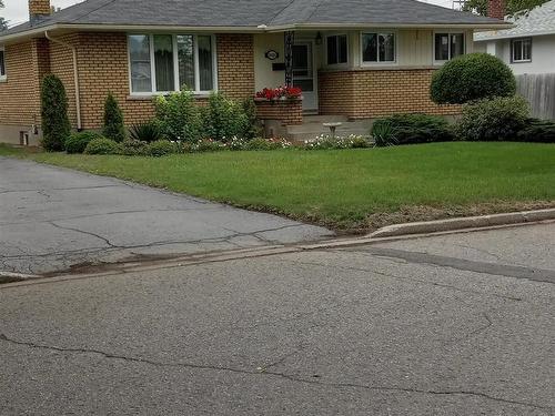 2621 Begin Place, Thunder Bay, ON - Outdoor