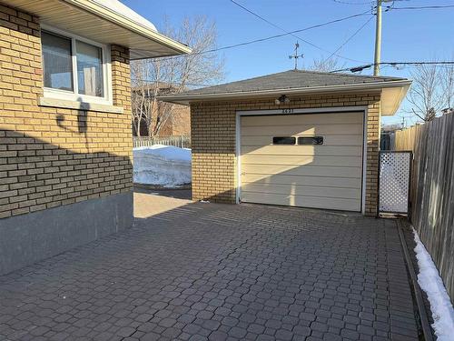 2621 Begin Place, Thunder Bay, ON - Outdoor With Exterior