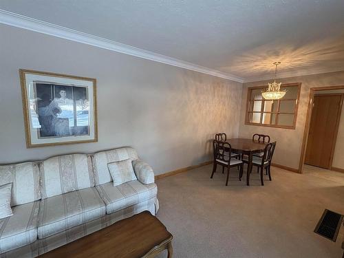 2621 Begin Place, Thunder Bay, ON - Indoor