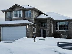 183 Sunflower Street  Thunder Bay, ON P7G 0A3