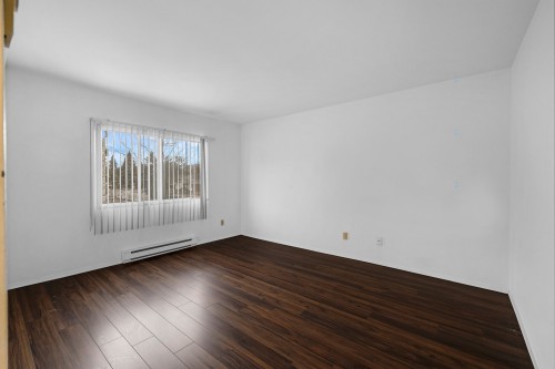 Chambre à coucher - 33 Rue Hasting, Dollard-Des-Ormeaux, QC - Indoor Photo Showing Other Room