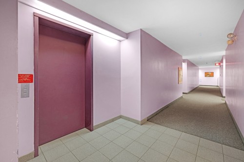 Ascenseur - 33 Rue Hasting, Dollard-Des-Ormeaux, QC - Indoor Photo Showing Other Room