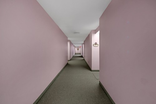 Hall d'entrée/Vestibule - 33 Rue Hasting, Dollard-Des-Ormeaux, QC - Indoor Photo Showing Other Room