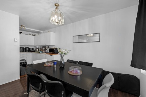 Salle à manger - 33 Rue Hasting, Dollard-Des-Ormeaux, QC - Indoor Photo Showing Dining Room