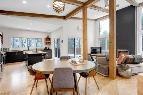 Salle à manger - 35 Ch. Du Lac-Barron, Gore, QC - Indoor Photo Showing Dining Room