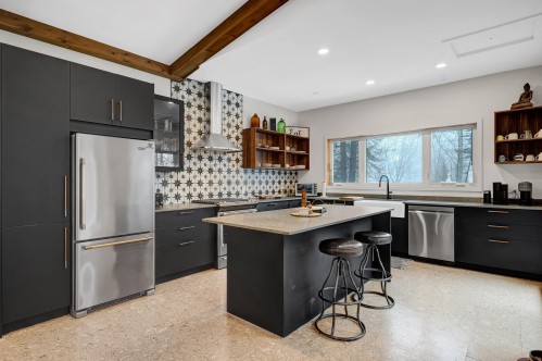 Cuisine - 35 Ch. Du Lac-Barron, Gore, QC - Indoor Photo Showing Kitchen With Upgraded Kitchen
