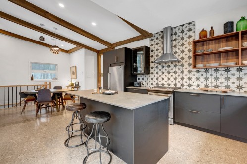 Cuisine - 35 Ch. Du Lac-Barron, Gore, QC - Indoor Photo Showing Kitchen With Upgraded Kitchen