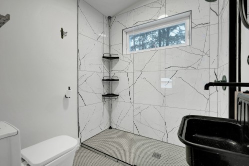 Salle de bains - 35 Ch. Du Lac-Barron, Gore, QC - Indoor Photo Showing Bathroom