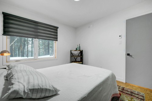 Chambre à coucher - 35 Ch. Du Lac-Barron, Gore, QC - Indoor Photo Showing Bedroom