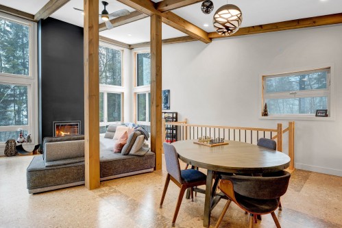 Salon - 35 Ch. Du Lac-Barron, Gore, QC - Indoor Photo Showing Dining Room