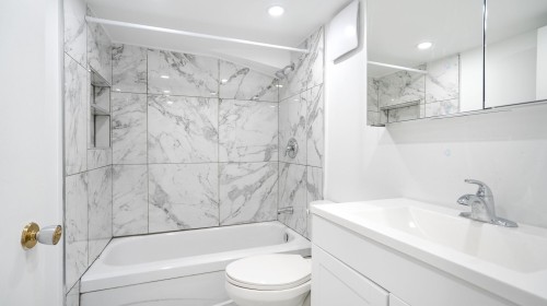 Salle de bains - 1886 Rue Sherbrooke E., Montréal (Ville-Marie), QC - Indoor Photo Showing Bathroom