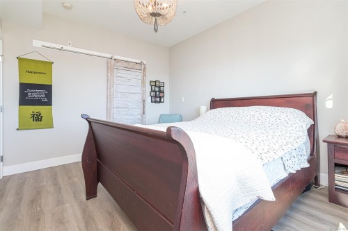 307-2500 Hackett Cres, Central Saanich, BC - Indoor Photo Showing Bedroom