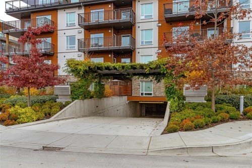 307-2500 Hackett Cres, Central Saanich, BC - Outdoor With Balcony With Facade