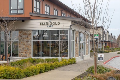 307-2500 Hackett Cres, Central Saanich, BC - Outdoor