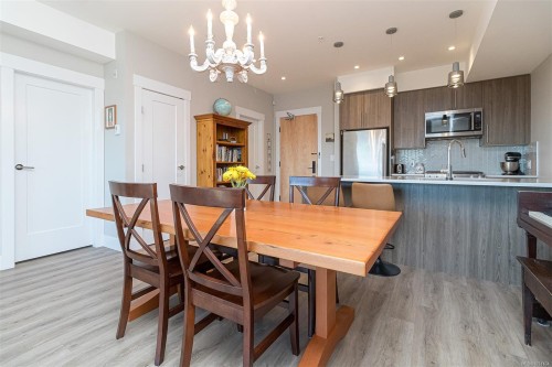 307-2500 Hackett Cres, Central Saanich, BC - Indoor