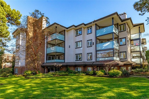 106-1619 Morrison St  Victoria, BC V8R 6R8