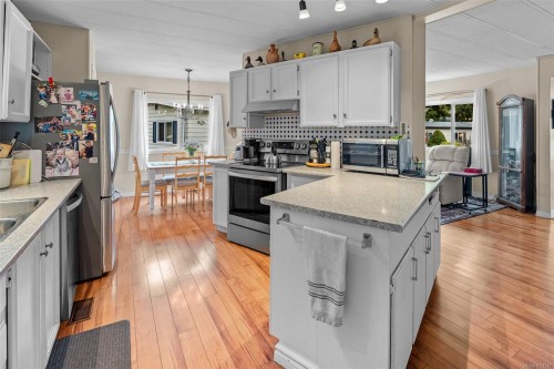 3-2607 Selwyn Rd, Langford, BC 