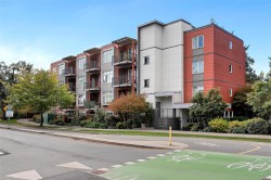 203-4030 Borden St Saanich, BC V8X 2E9