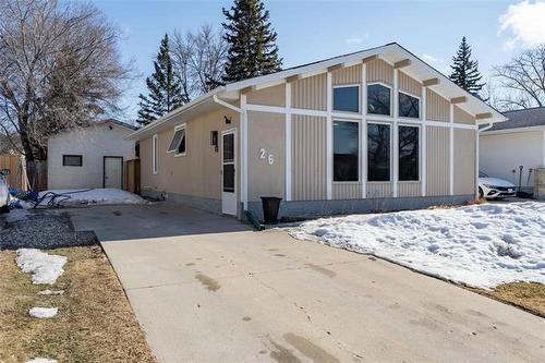 26 Blue Spruce CR  Winnipeg, MB R2M 4C2